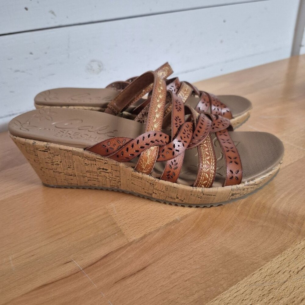 Skechers Cali Luxe Foam Womens Tan Wedge Sandals With Strappy Laser Cut Design & - Picture 4 of 4